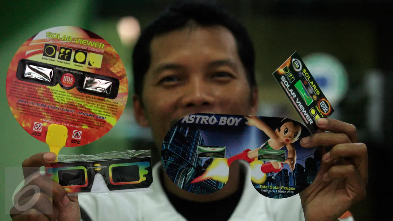 3 Jenis Kacamata Ini Aman untuk Melihat Gerhana Matahari 2016