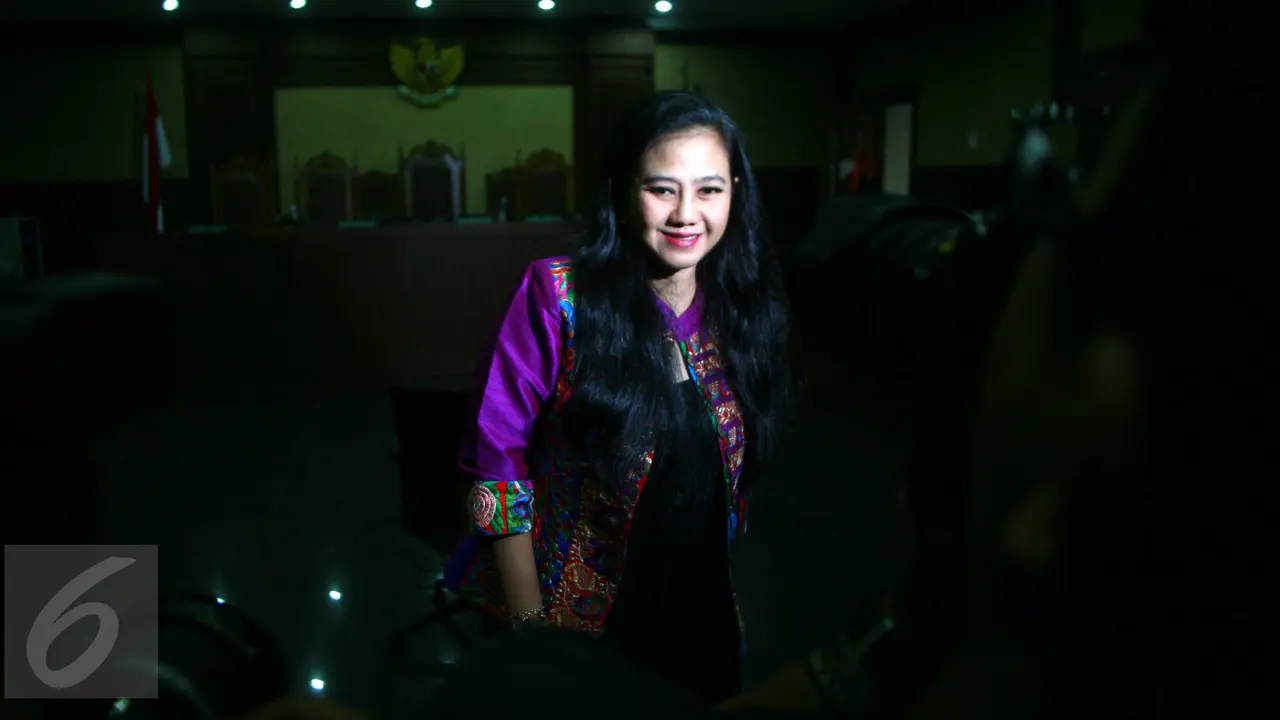 20160608-Damayanti Jalani Sidang Perdana Pembacaan Dakwaan-Jakarta