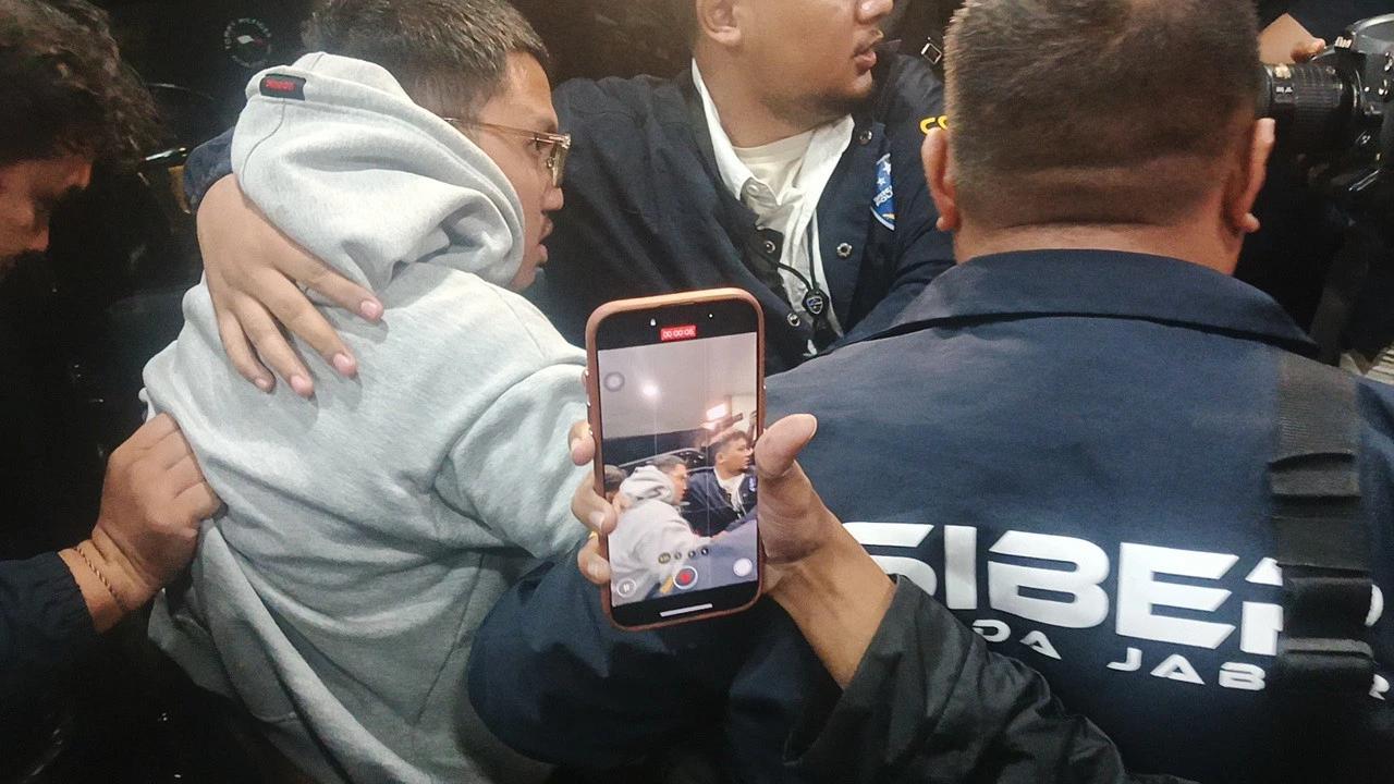 Akal Bulus Resbob Lari dari Kejaran Polisi: Titip Ponsel ke Pacar, Pindah Kota Tanpa Tujuan Jelas