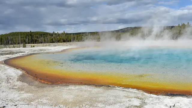 Taman Nasional Yellowstone