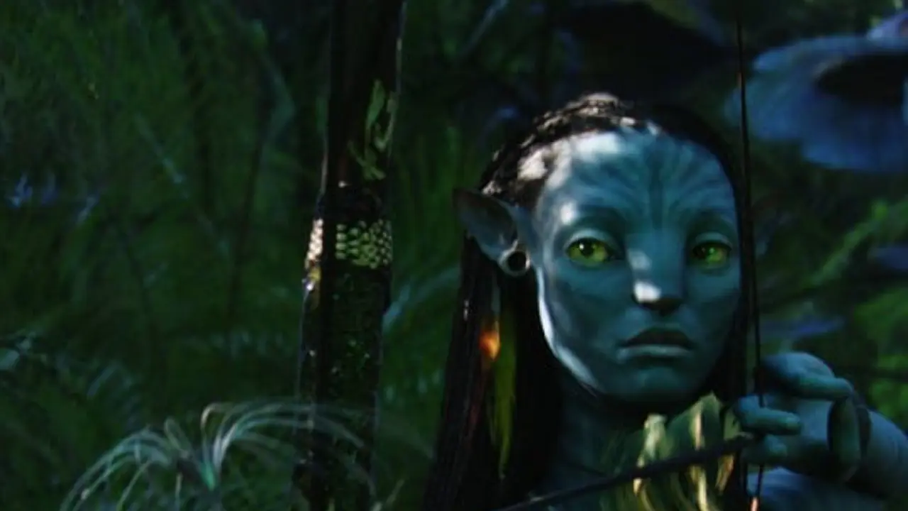Zoe Saldana Sosok Cantik Pemeran Neytiri, Makhluk Biru di Film Avatar