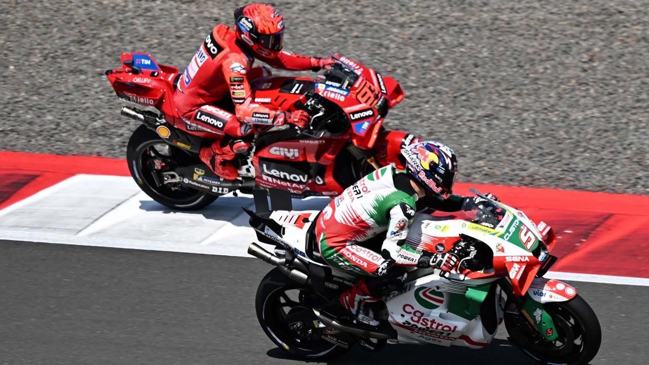FOTO:  Bezzecchi Raih Pole Position di MotoGP Mandalika