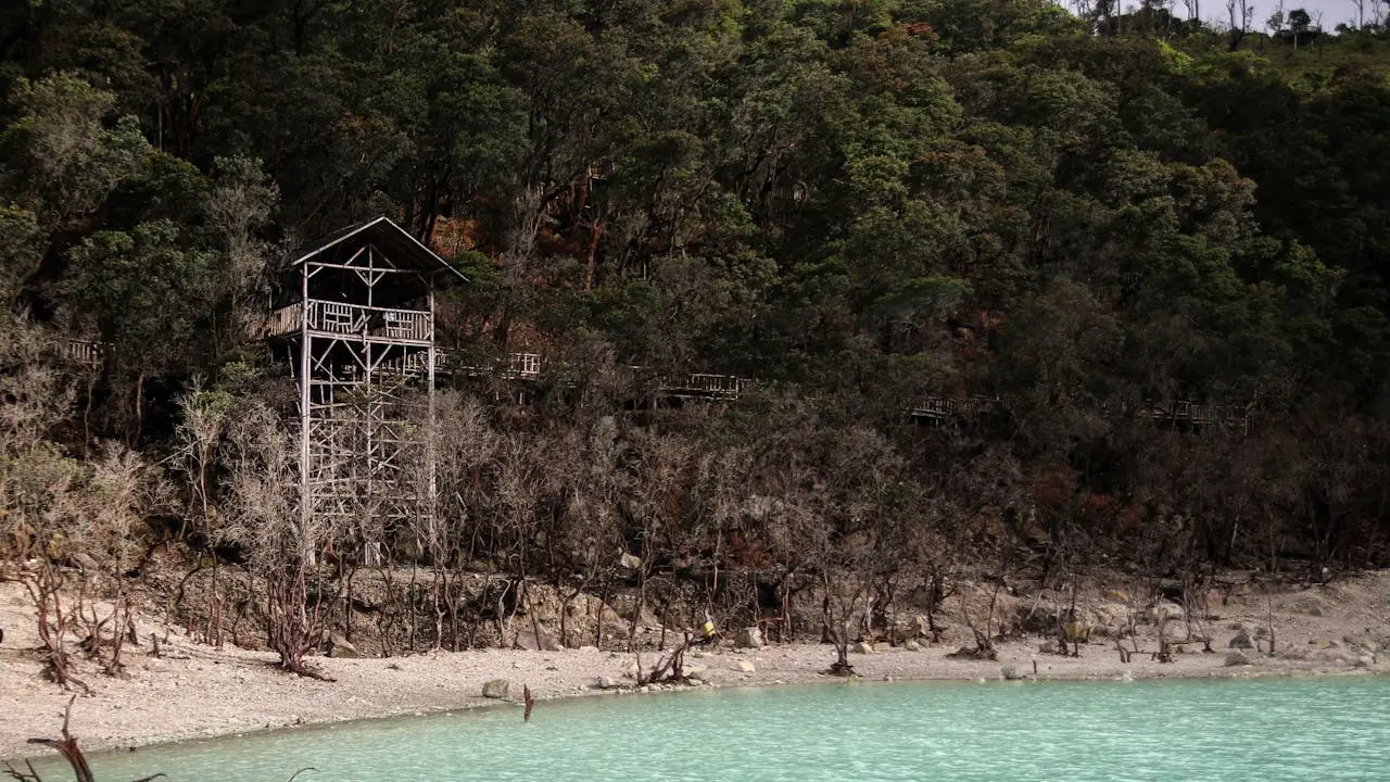 Kawasan Kawah Putih Ciwidey (Pexels)