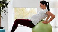 Ilustrasi olahraga untuk ibu hamil. (Image by Freepik)