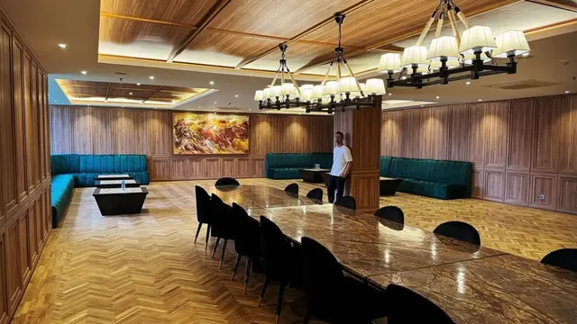 Potret Lounge Bar and Ent Room Kantor Baru RANS (Instagram @raffinagita1717)