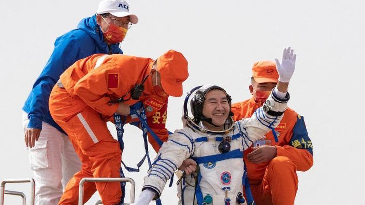Ada Momen Menegangkan Ditakutkan Ahli saat Kapsul yang Ditumpangi 3 Astronot China Mendarat dari Luar Angkasa