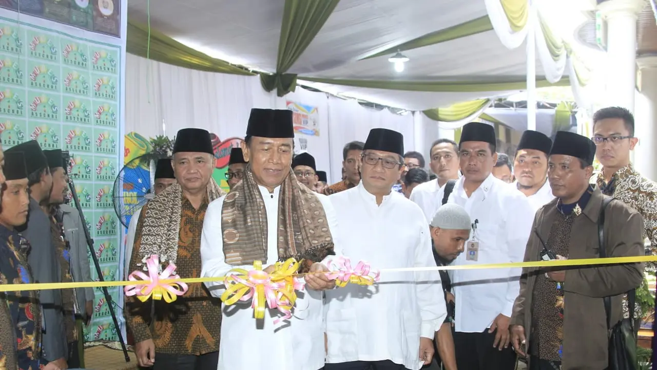 Menko Polhukam Wiranto saat menghadiri acara Musyawarah Besar I Alumni  Simpatisan Syachonah Moh Cholil (ASSCHOL) di Demangan Bangkalan, Sabtu, 31 Maret 2018. (Istimewa)