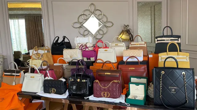 Hermesien Closet