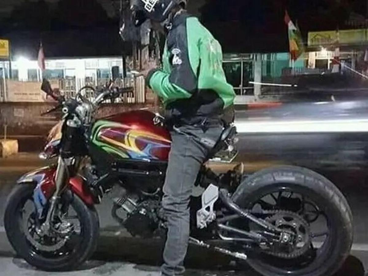 <b>7. Begitu Uniknya...</b>