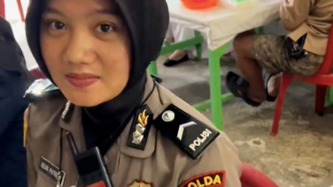polisi ketahuan pacaran