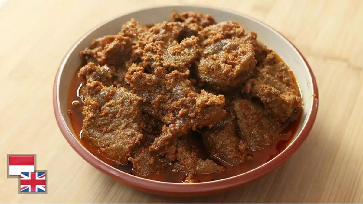 Ini Proses Sulit di Balik Bumbu Kelapa Gongso untuk Rendang Lezat