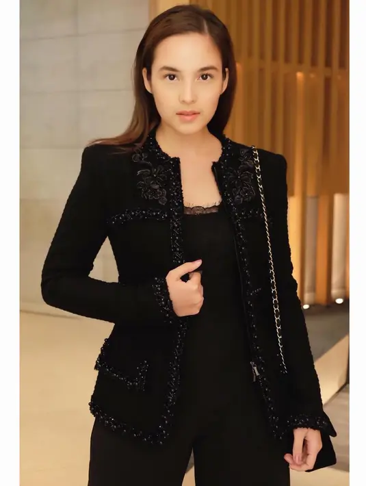 (Instagram/chelseaislan)