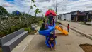 Anak-anak bermain pada taman bermain pada Perumahan Subsidi Pondok Pengampelan Indah, Serang , Banten, Selasa (17/2/2026). (merdeka.com/Arie Basuki)