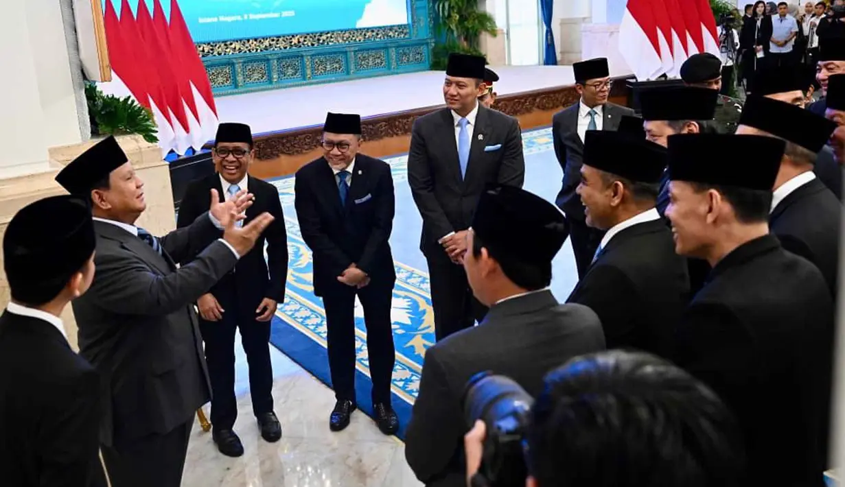  Biro Pers Istana Kepresidenan)