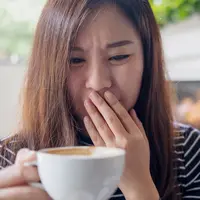 Jangan minum kopi saat perut kosong./Copyright shutterstock.com