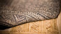 Ilustrasi batik. Sumber foto: unsplash.com/Trang Nguyen.