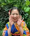Gaya Haruka Nakagawa Dibalut Kimono saat Pulang Kampung.  [@haruuuu_chan]