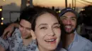 Gaya pacaran bucin keduanya buktikan pacaran dengan beda usia yang jauh bisa tetap seru [@lunamaya]