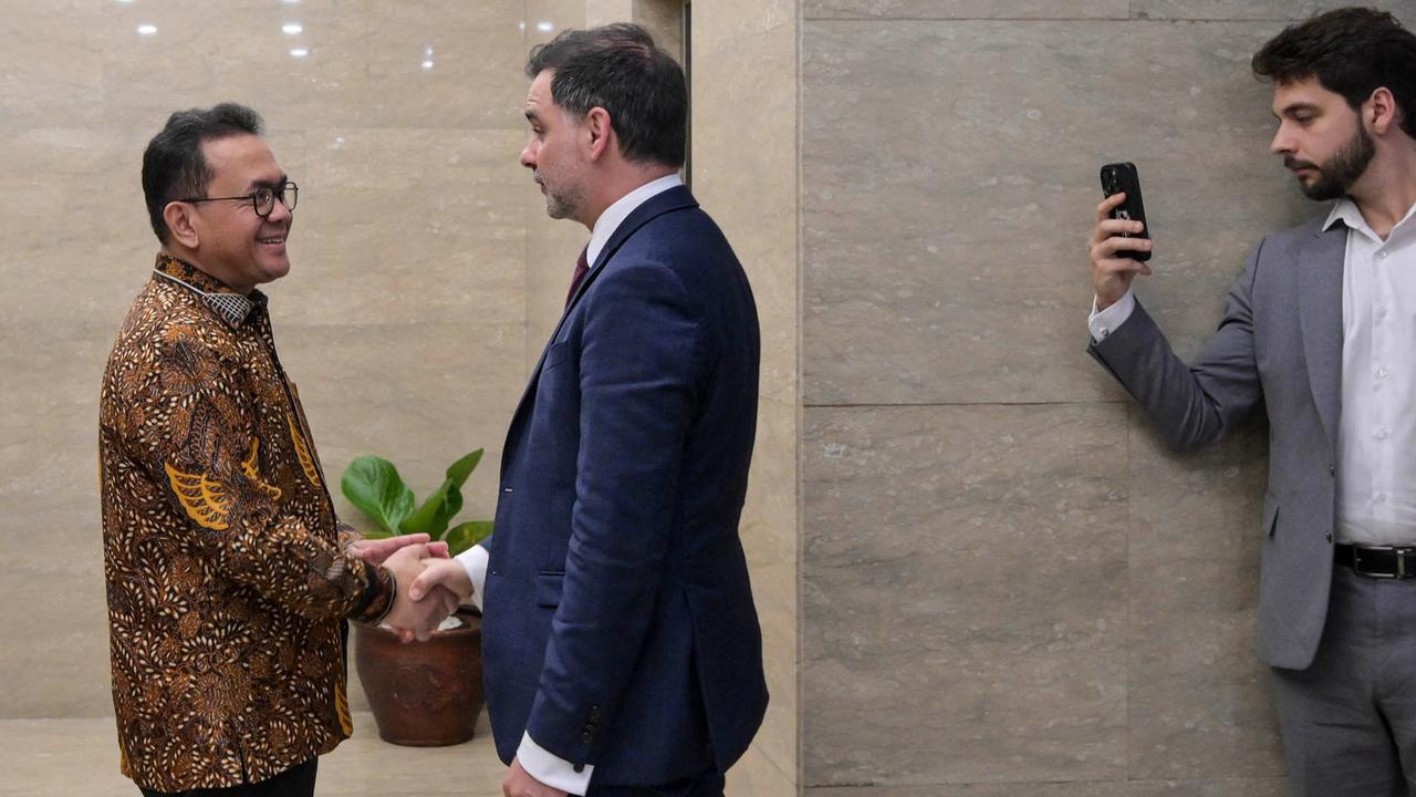 FOTO: Mendag Budi Santoso bertemu Mendag Prancis Laurent Saint-Martin di Jakarta
