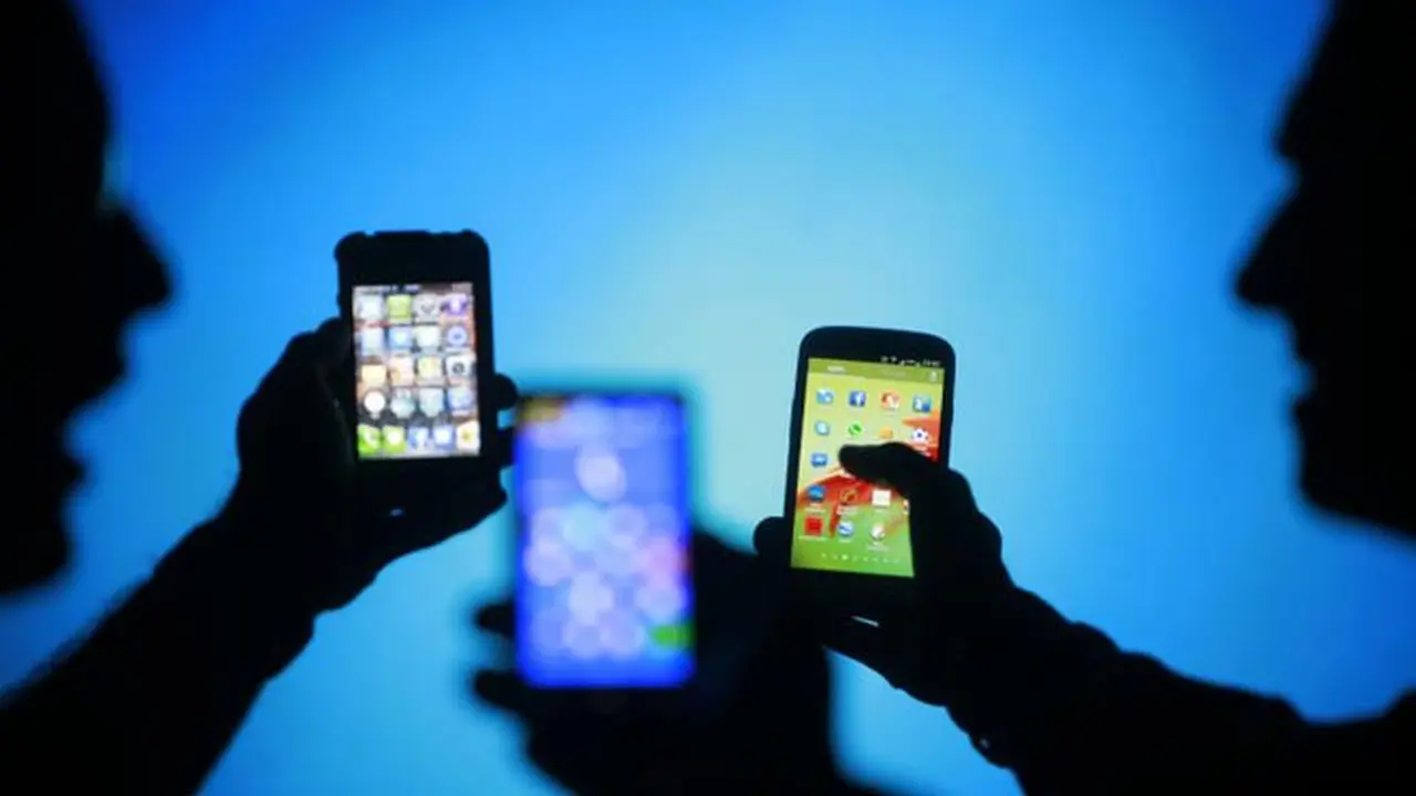 smartphone-140211c.jpg