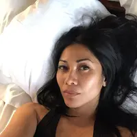 6 Potret Anggun C Sasmi Tanpa Makeup, Sebut Tak Jalani Botox dan Filler (sumber: Instagram/anggun_cipta)