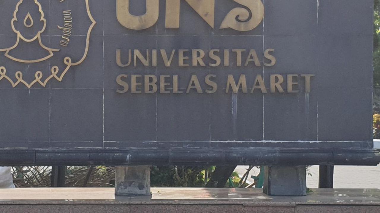 Hasan juga menolak jika dianggap menyalahgunakan wewenang selama menjabat sebagai pengurus MWA UNS.