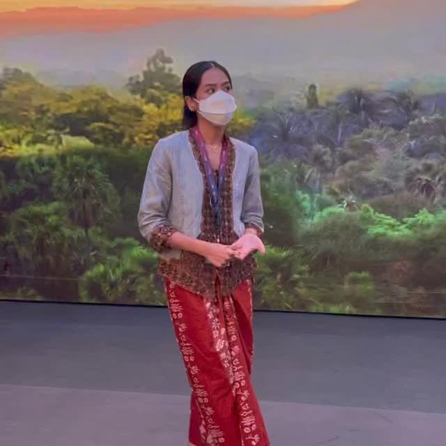 Tampil Berkebaya, Ini 7 Potret Maudy Ayunda Jadi Jubir KTT G20 yang Tuai Pujian