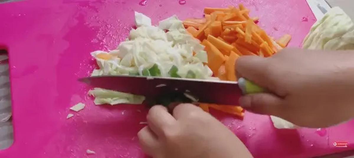 Tips Membuat Bakwan Sayur Renyah Tanpa Banyak Minyak, Ini Caranya