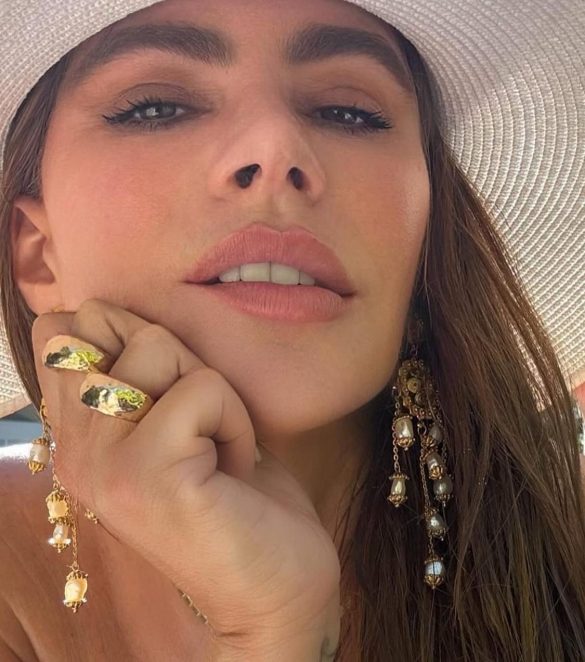 7 Potret Selfie Cantik ala Sofia Vergara yang Dirumorkan Berpacaran dengan Lewis Hamilton