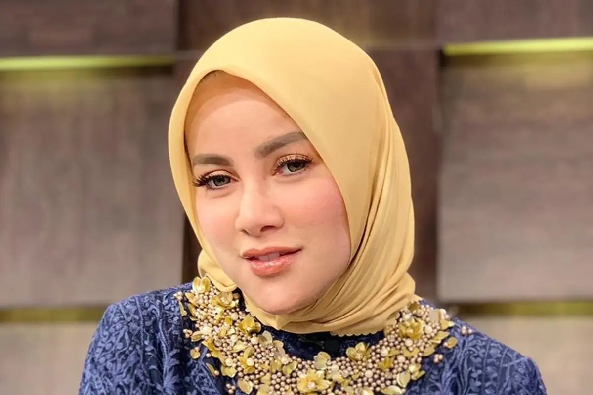 Olla Ramlan Berhijab 3