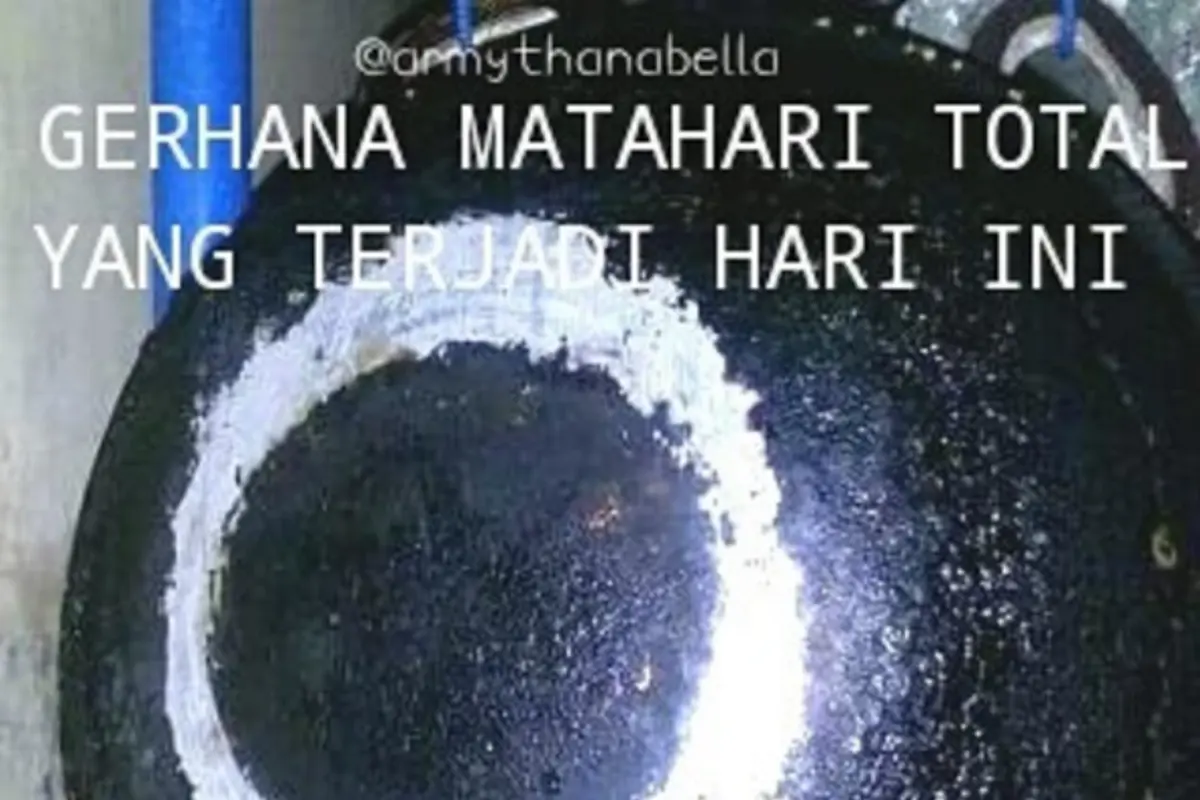 Meme Gerhana Matahari Total