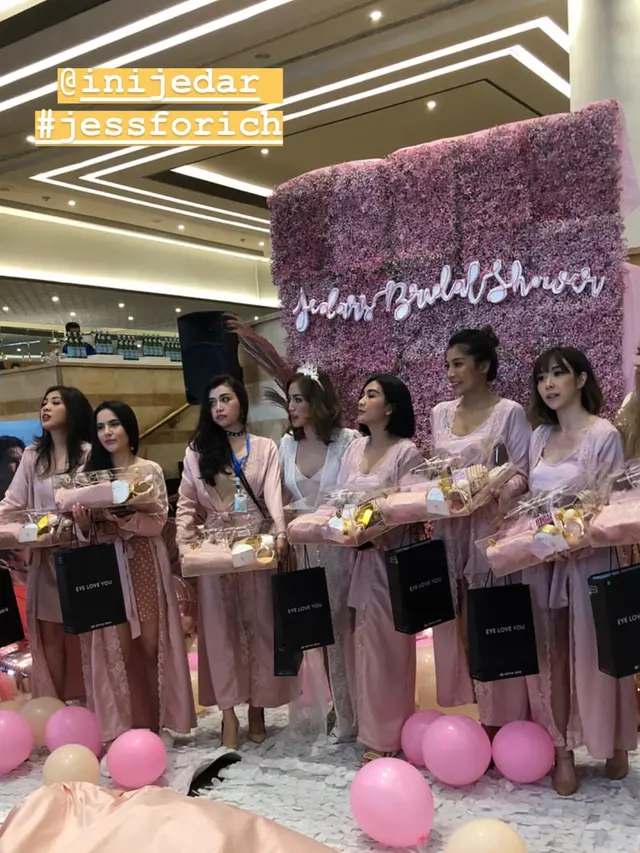 Momen bridal shower dari artis cantik Jessica Iskandar