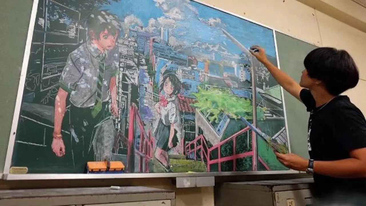 [Bintang] 8 Gambar Mengagumkan dari Kapur Ini Dibuat oleh Seorang Guru