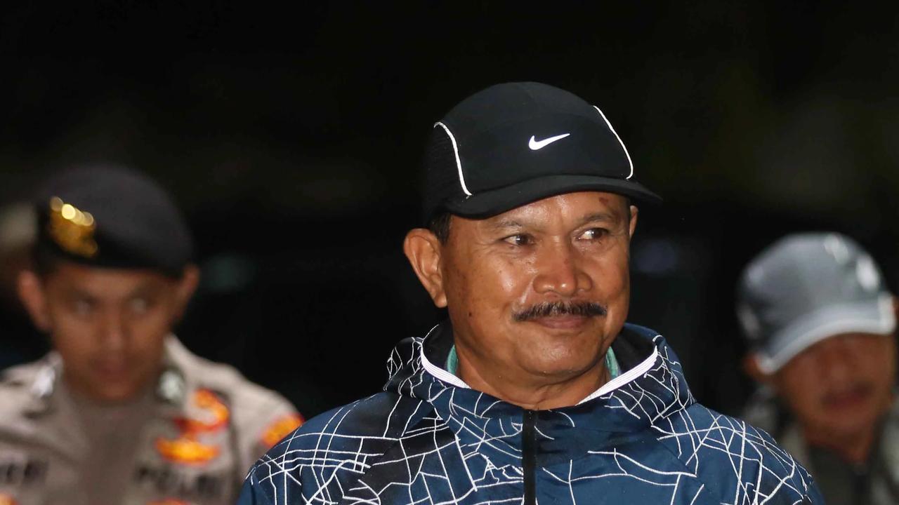 FOTO: Wali Kota Madiun Maidi Tiba di Gedung Merah Putih KPK Usai Terjaring OTT