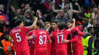 Delapan menit kemudian, Bradley Barcola berhasil menggandakan keunggulan. PSG menutup gol melalui Senny Mayulu pada menit ke-62. (AP Photo/Kin Cheung)