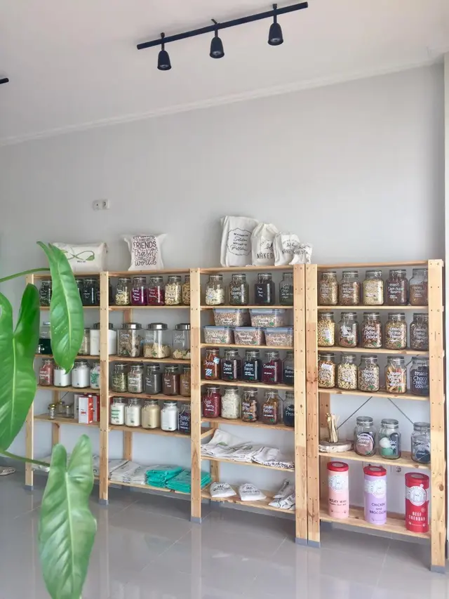 Diary Fimela: Dorong Tranformasi Mental dan Fisik, Dewi Kauw Dirikan Tempat Nongkrong yang Positif