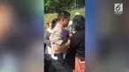 Kakorlantas Polri Royke Lumowa memberikan penghargaan kepada anggota Polres Purwakarta yang turut membantu seorang ibu melahirkan anaknya di KM 82 Tol Cipali, Minggu, 2 Juli 2017.