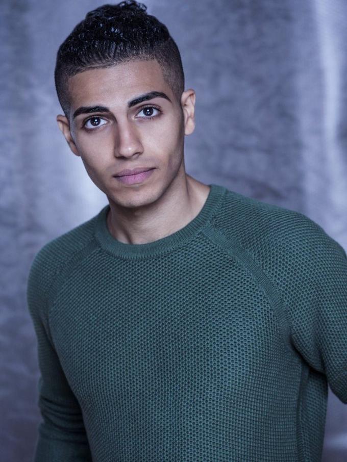 Gantengnya Mena Massoud di teaser perdana film Aladdin ...