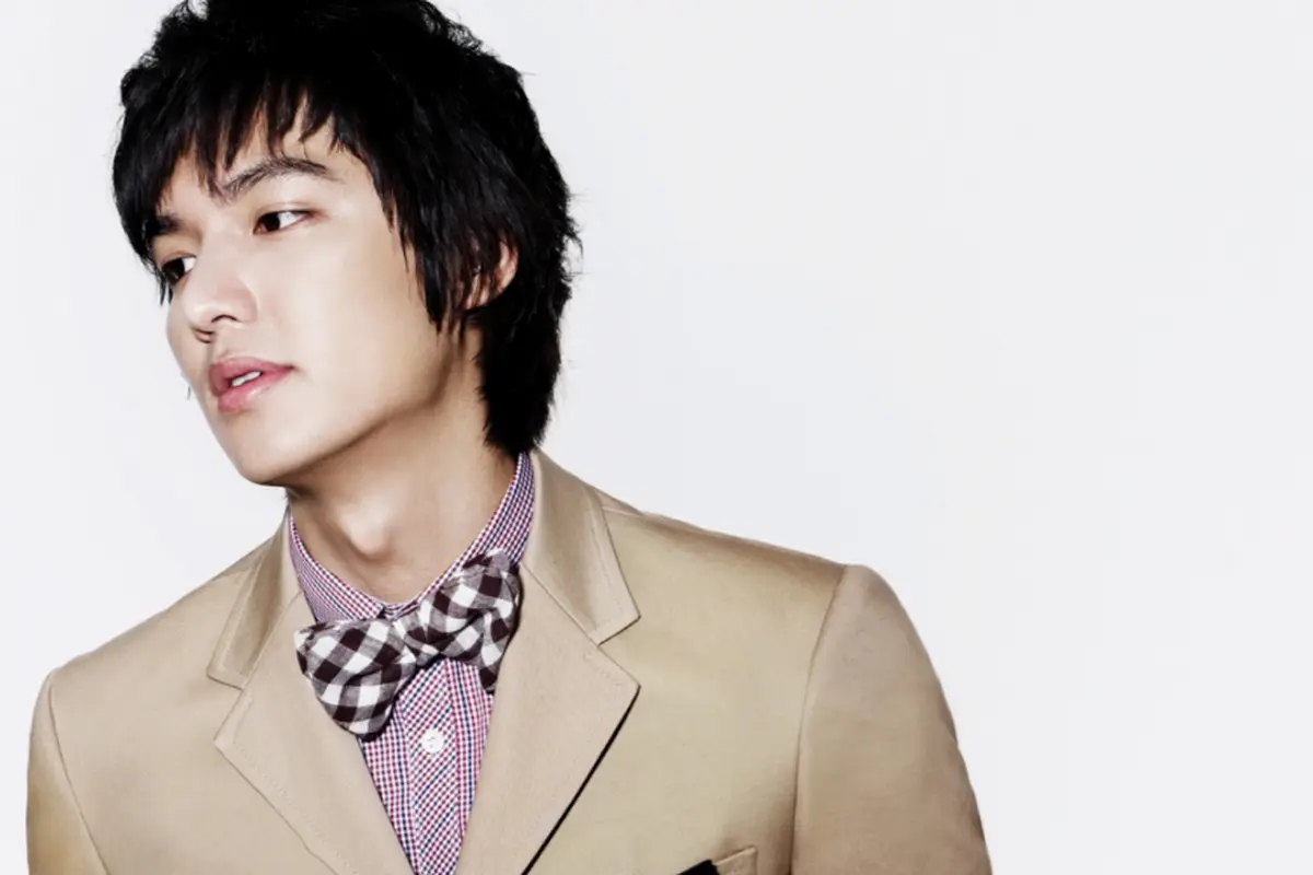Lee Min Ho Dihargai Selangit untuk Peran Pendukung
