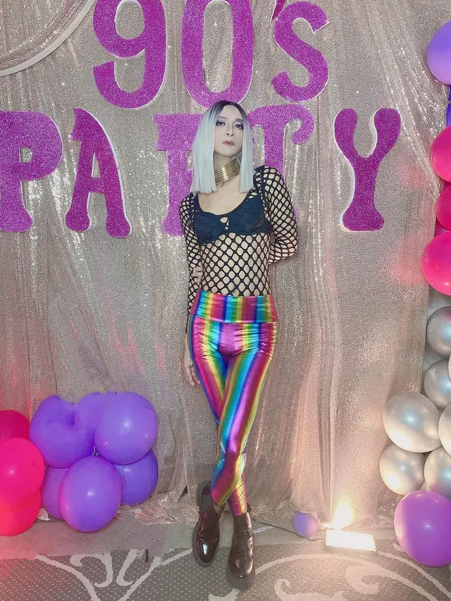 7 Potret Aming Dandan Bak Perempuan yang Jadi Sorotan, Totalitas Banget