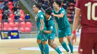 Gelandang Timnas Futsal Indonesia, Ardiansyah Runtuboy, merayakan gol yang dicetaknya ke gawang Thailand pada laga final Piala AFF 2022. (dok. AFF/FAT)