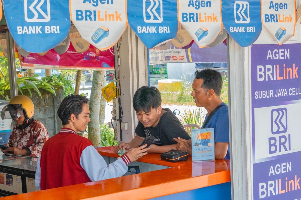 Transaksi Mudah dan Nyaman pada Libur Nataru, BRI Optimalkan 1,2 Juta BRILink Agen hingga Super Apps BRImo