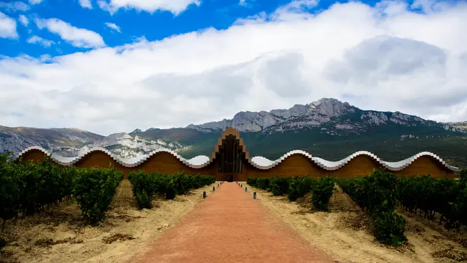 5 Destinasi Terbaik untuk 'Travelling' di Bulan September