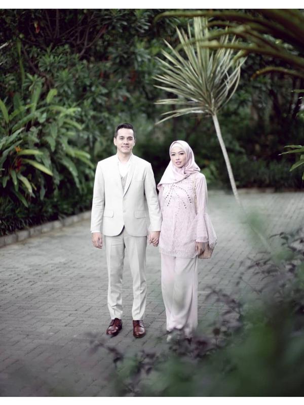 Tahun Bersama, Ini 6 Momen Rionaldo Stokhorst dan Istri yang Selalu Harmonis (sumber:Instagram/rio.stokhorst)