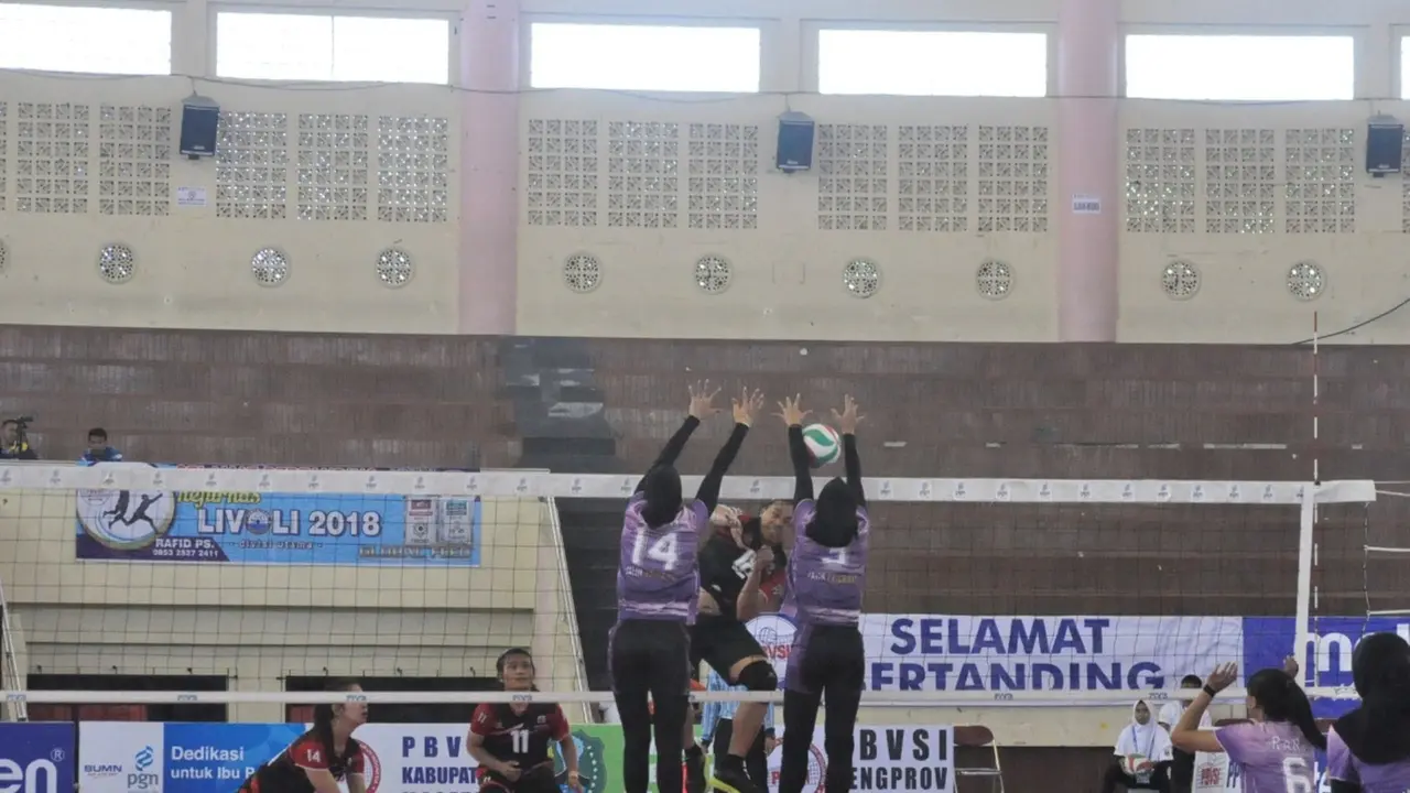 Bank Jatim Vs Badak LNG Bontang - Livoli
