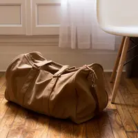 Dibalik kecantikannya, lantai kayu parket ternyata membutuhkan perawatan khusus agar tampilannya selalu bersih tanpa jamur dan noda.