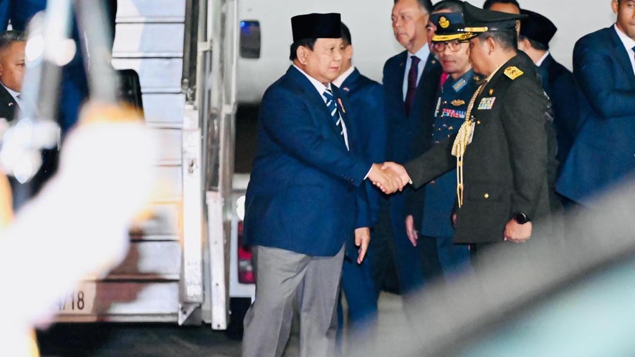 Tiba di Malaysia, Prabowo akan Terima Penghargaan Tertinggi dari Sultan Ibrahim