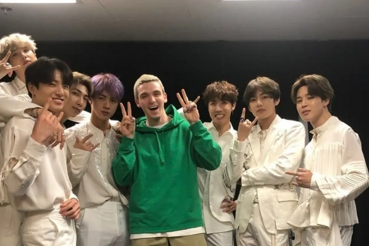 BTS dan Lauv