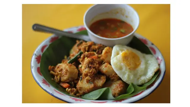 Lontong Goreng CikTong