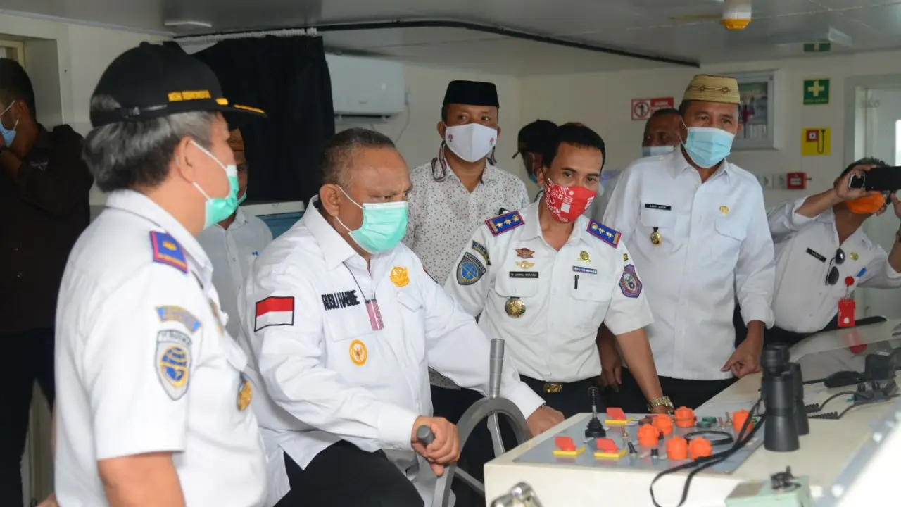Pemerintah Provinsi Gorontalo meninjau langsung kesiapan Kapal Motor (KM) Sabuk Nusantara 113 (Arfandi Ibrahim/Liputan6.com)